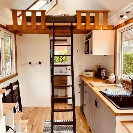 Tiny House Fleesensee Mit Eigenem Garten Und Nur Wenige Meter Vom Seeufer Сasa de vacaciones *